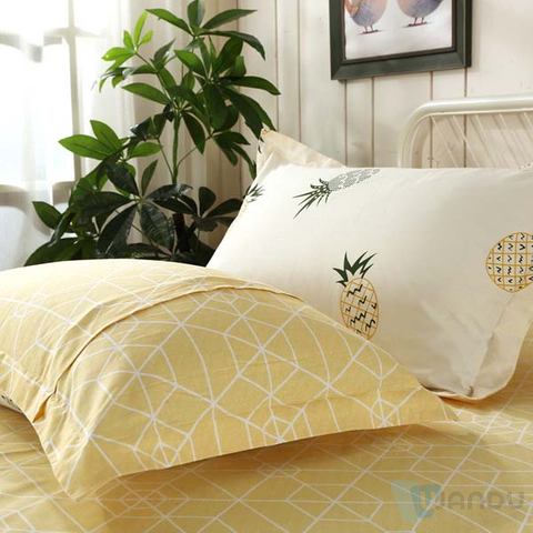 Twill Fabric Polyester Factory Manufacturer Bed Sheet Fabric with Flower Painting Designs 90GSM