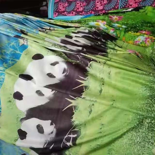 Fabric Pëlhurë Çarçafimanufacturers Cow Print Cartoon Bedding Fabric Pëlhurë Çarçafifor Bedsheets