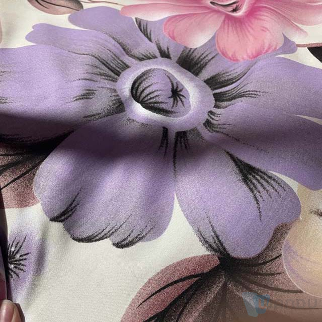2021 New Product Bedsheet Material Breathable Fabric Textile Eco-Friendly Printed Polyester Fabric