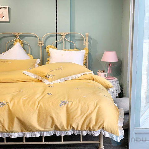 Hot Sale 100% Polyester Bedding Sets Bed Sheet Customised Green Pink Gray Blue Cute Design Disperse Printing Bedding Fabric