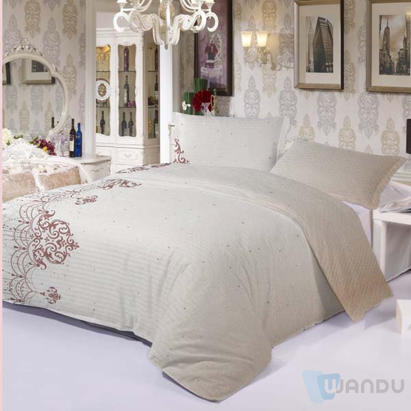 Which Fabric Is Better Cotton Or Polyester Bed Sheet Texture
